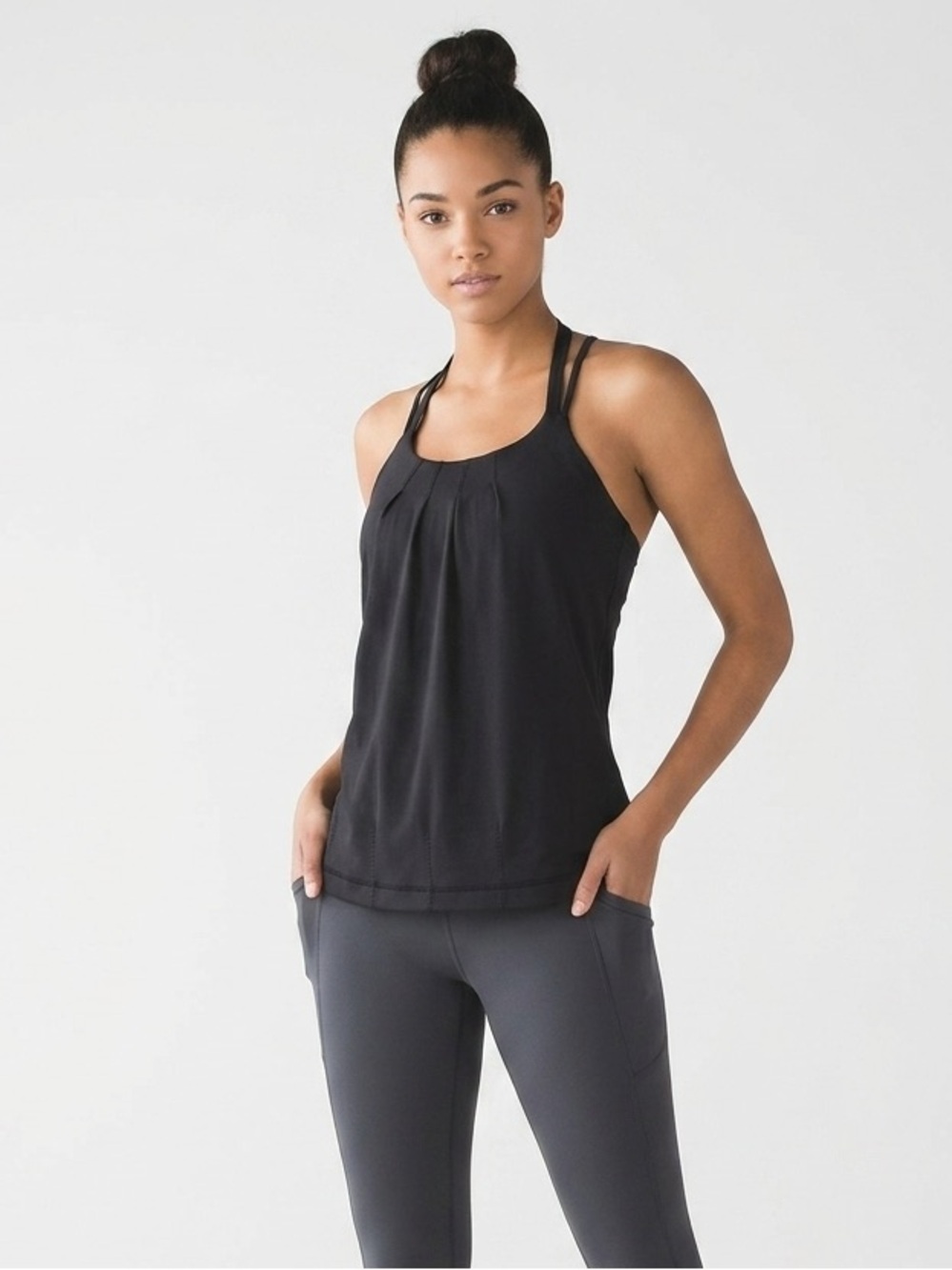 Lululemon Black Flow & Go Strappy Tank with Built in Bra Size 4